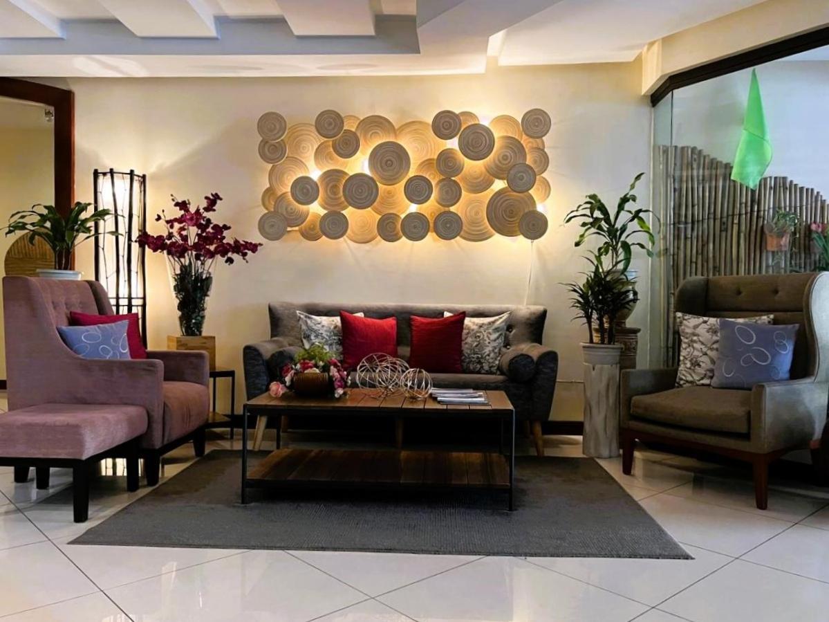 Subic Residencias Olongapo Bagian luar foto
