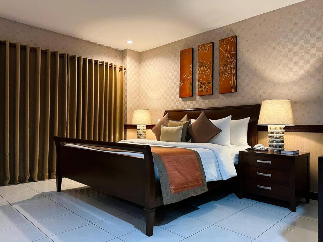 Subic Residencias Olongapo Bagian luar foto